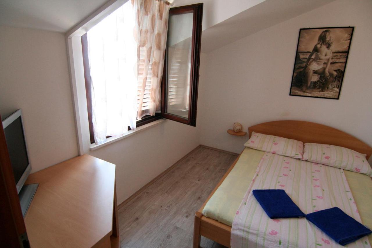 Apartments Marta Trogir Zimmer foto