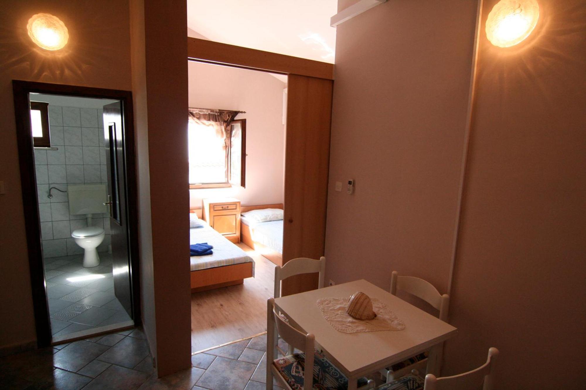 Apartments Marta Trogir Zimmer foto
