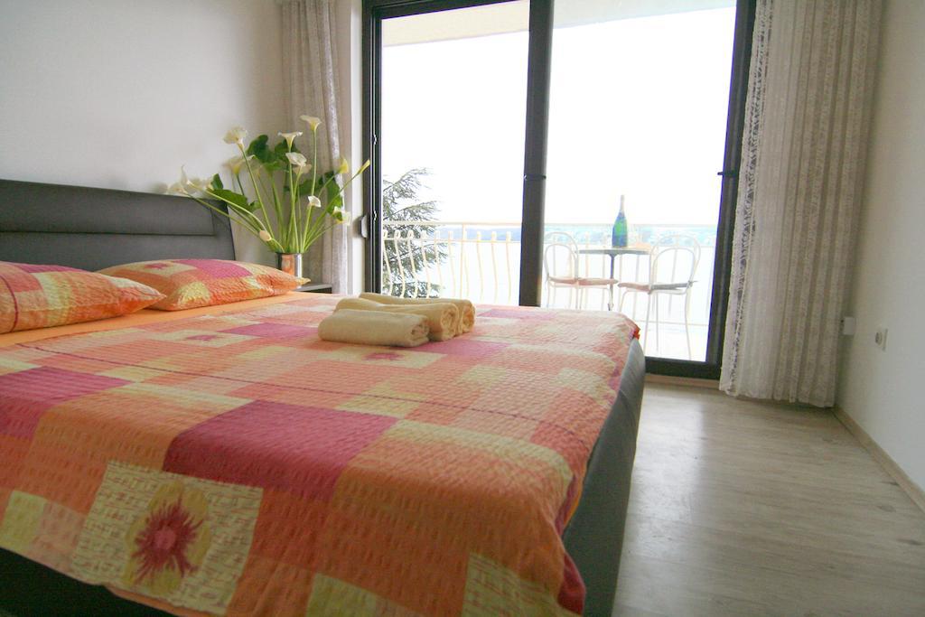 Apartments Marta Trogir Zimmer foto
