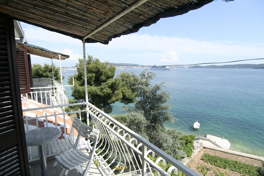 Apartments Marta Trogir Zimmer foto